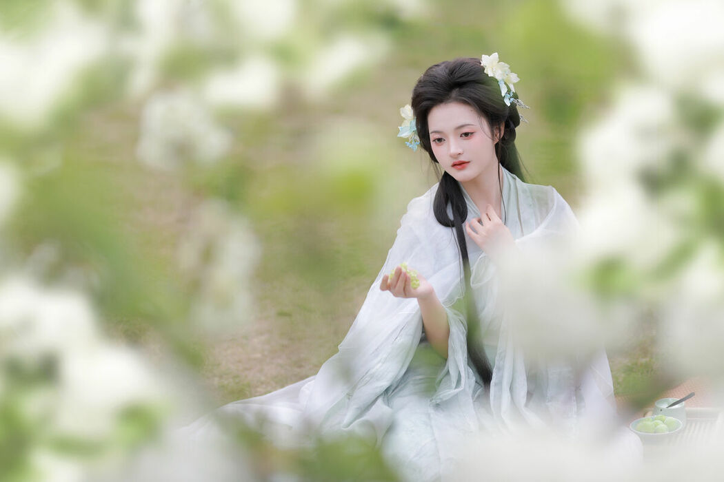 YiTuYu艺图语 Vol.9844 Duan Duan (14P)