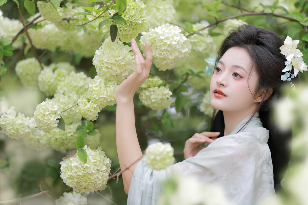 YiTuYu艺图语 Vol.9844 Duan Duan (14P)