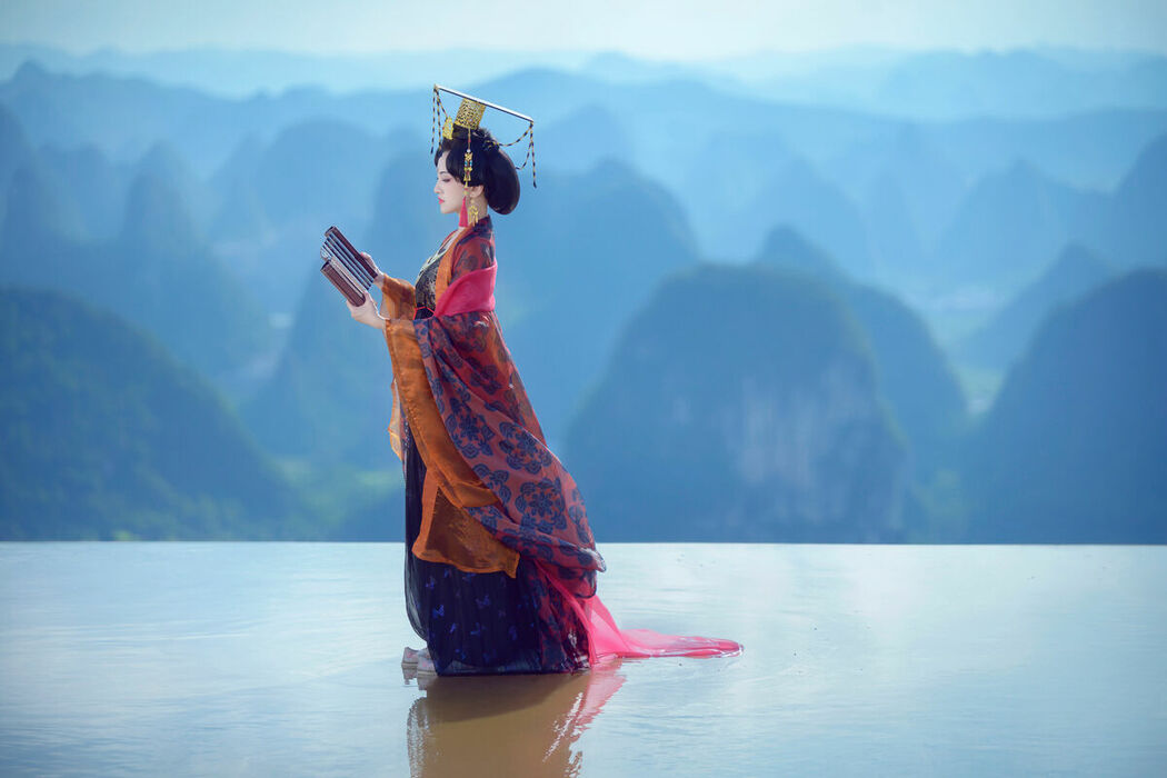 YiTuYu艺图语 Vol.9849 Long Mei Er (14P)
