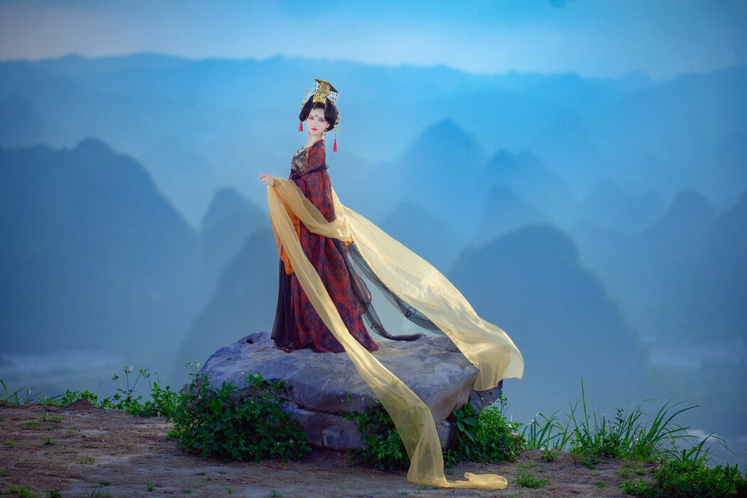 YiTuYu艺图语 Vol.9849 Long Mei Er (14P)