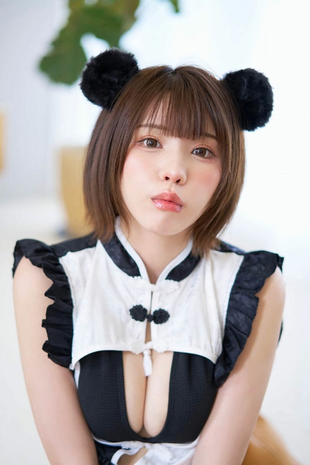 JP Enako えなこ – 漫画アクションデジタル写真集 清く 熱く (50P)