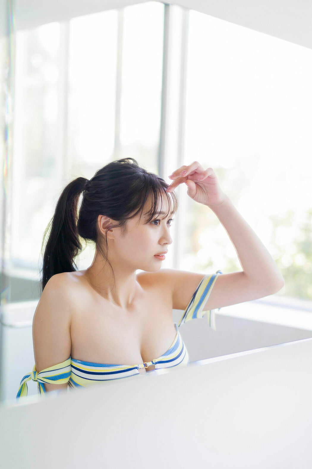 JP Aoi Mizobata 溝端葵 – FRIDAYデジタル写真集 夏のはじめ (56P)