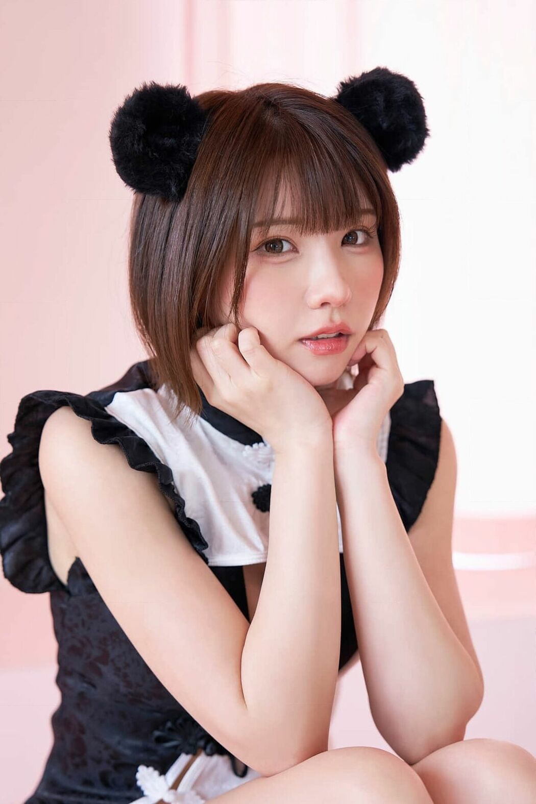 JP Enako えなこ – 漫画アクションデジタル写真集 清く 熱く (50P)