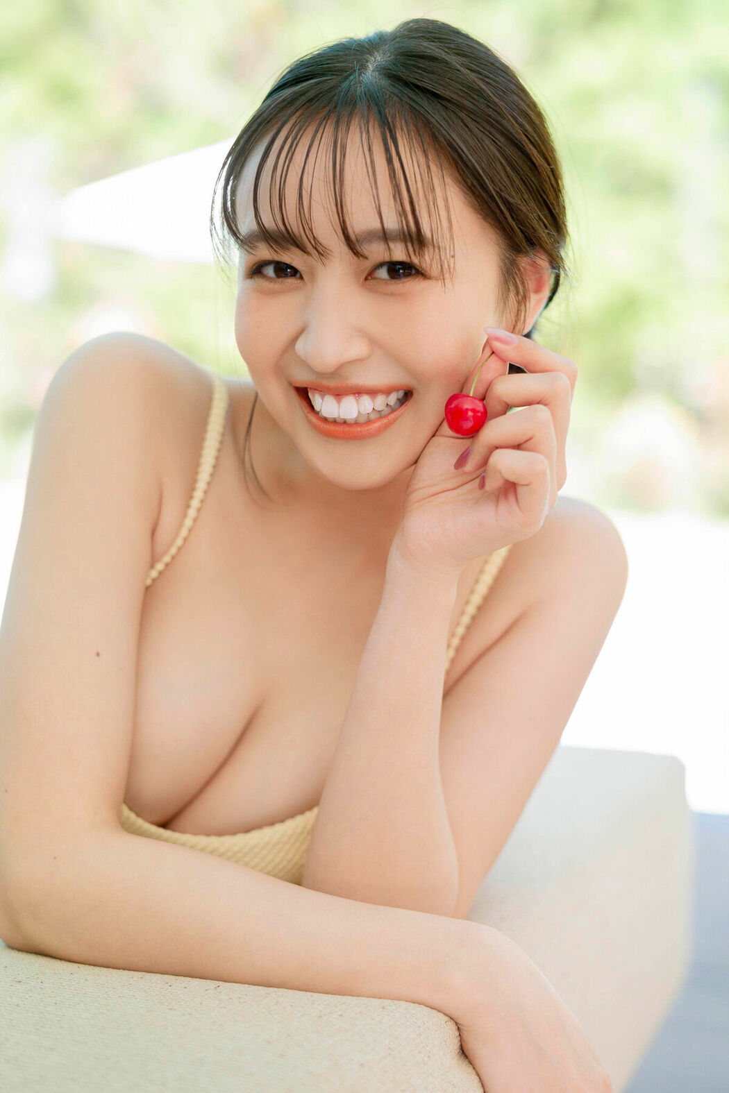 JP Aoi Mizobata 溝端葵 – FRIDAYデジタル写真集 夏のはじめ (56P)