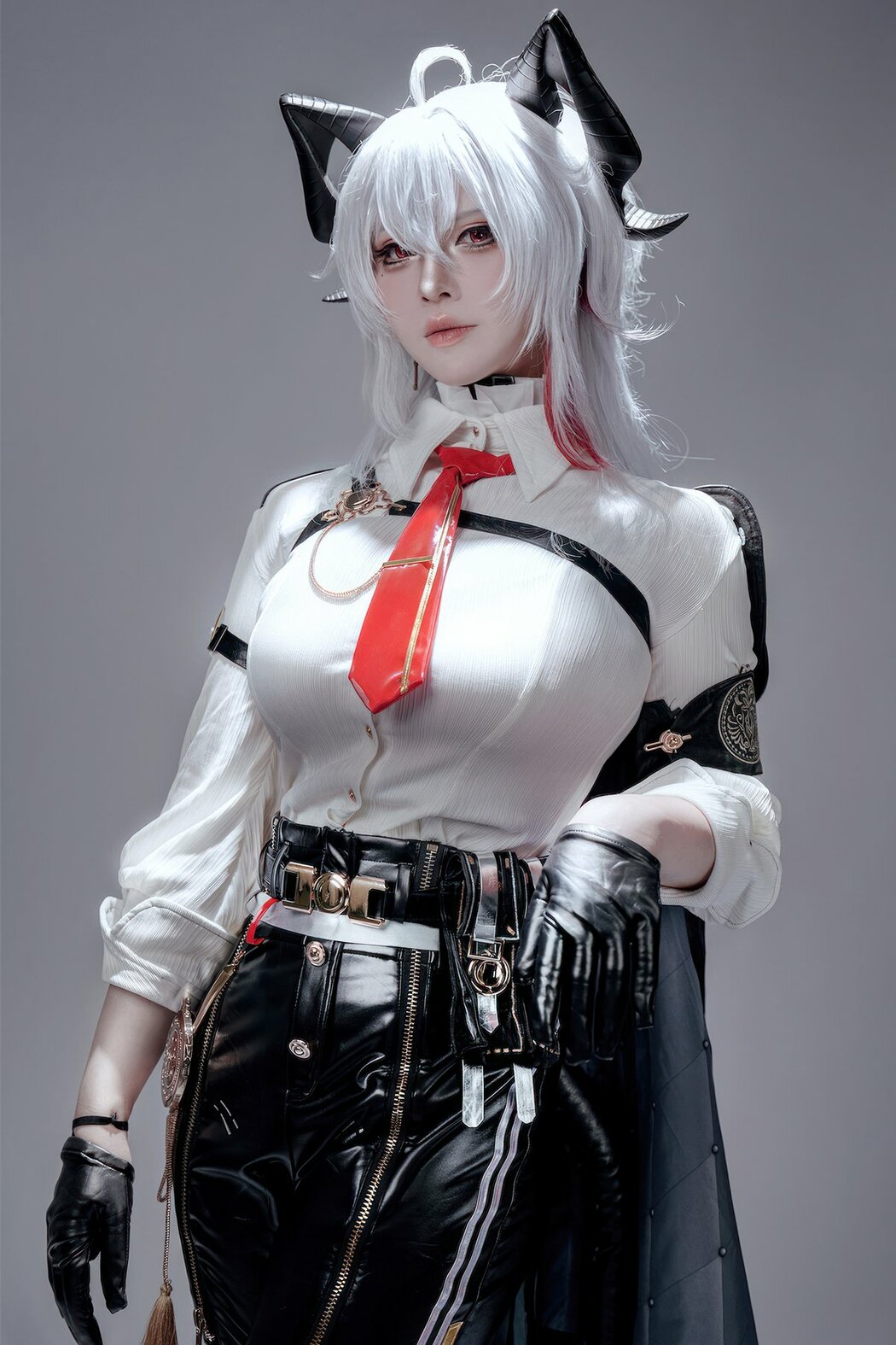 Coser@半半子 – 鸣潮 赞妮 (58P) Cover Photo