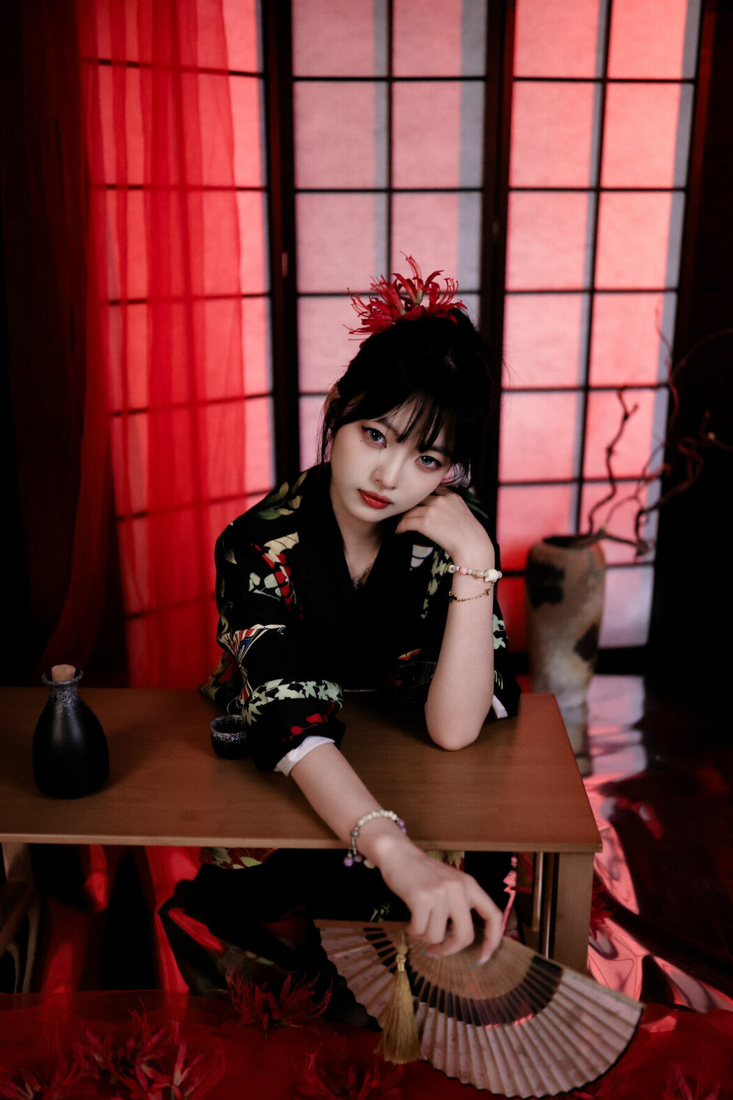 YiTuYu艺图语 Vol.9855 ## (26P)