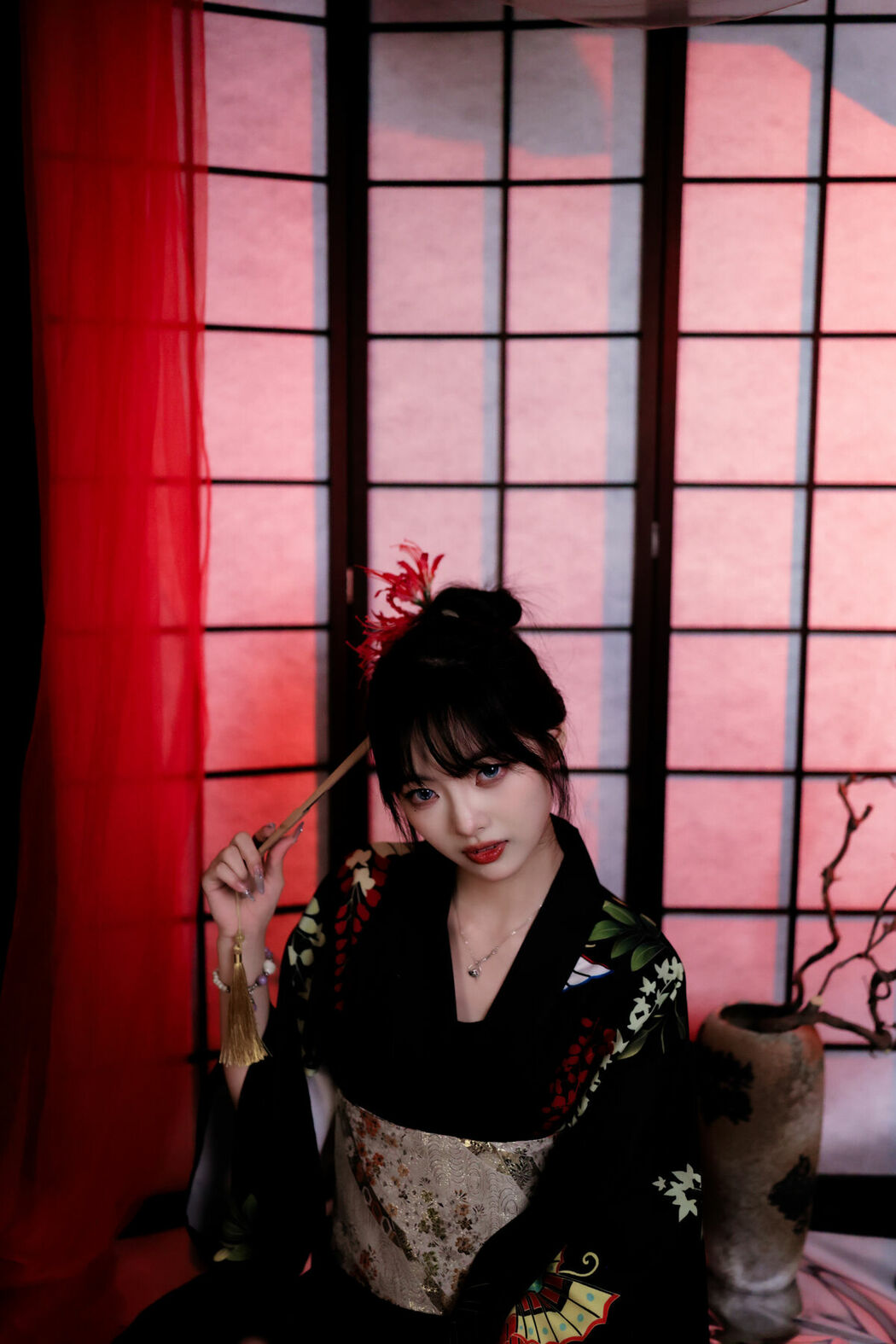 YiTuYu艺图语 Vol.9855 ## (26P)