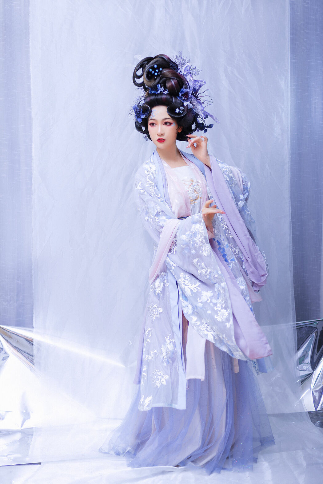 YiTuYu艺图语 Vol.9857 Li Xiao Xin (20P)