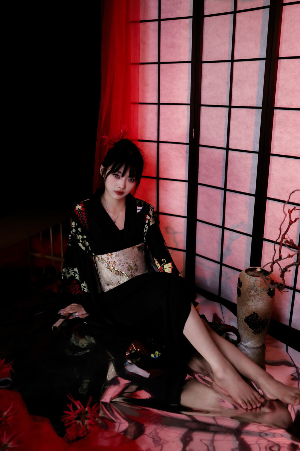 YiTuYu艺图语 Vol.9855 ## (26P)