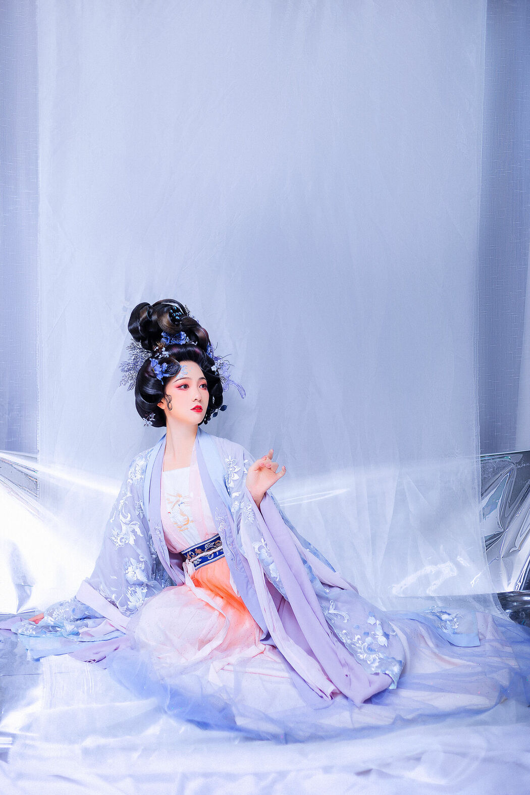 YiTuYu艺图语 Vol.9857 Li Xiao Xin (20P)