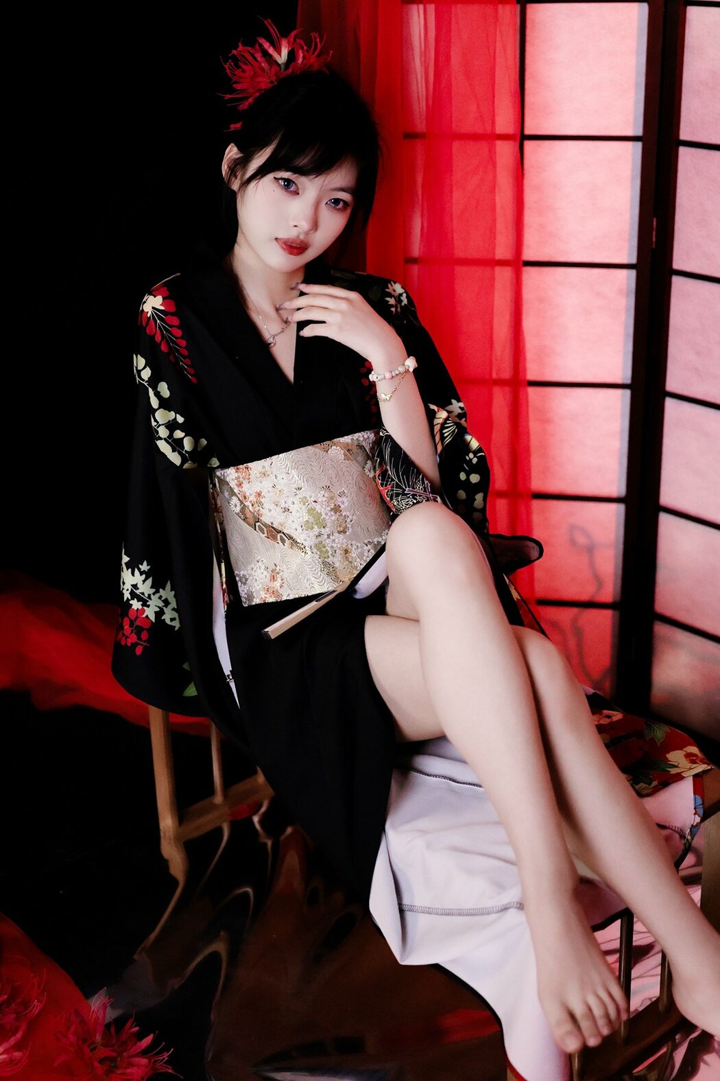 YiTuYu艺图语 Vol.9855 ## (26P) Cover Photo