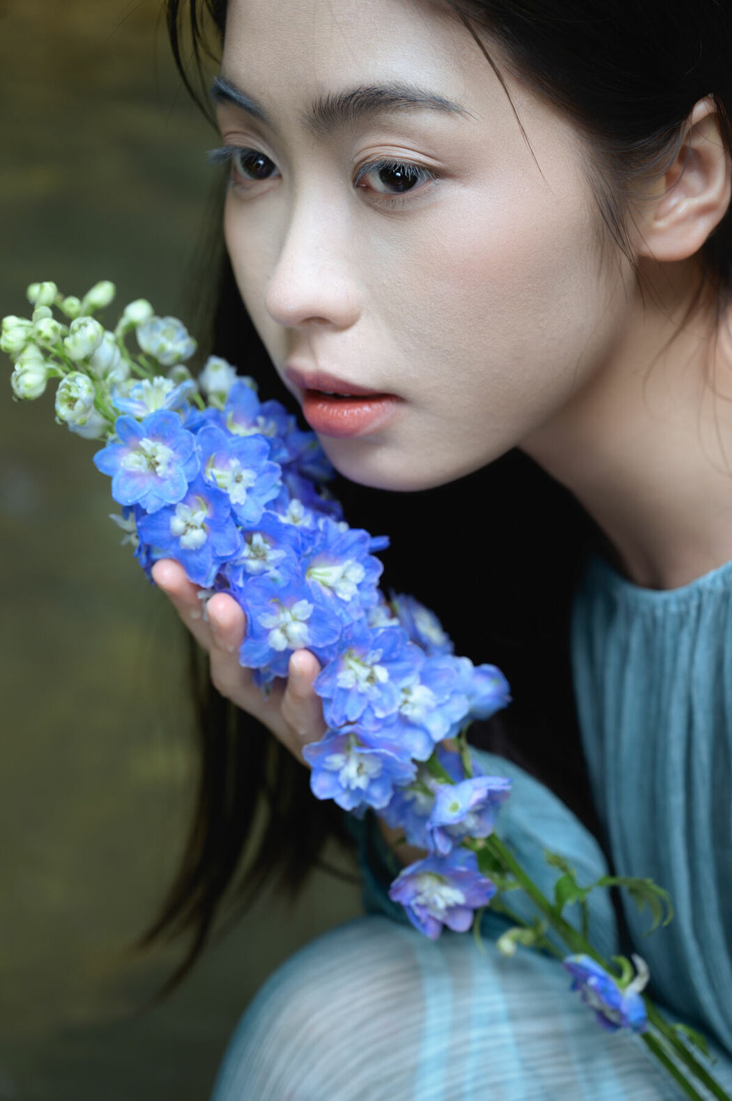 YiTuYu艺图语 Vol.9858 Ban Ge Yue Liang (20P)