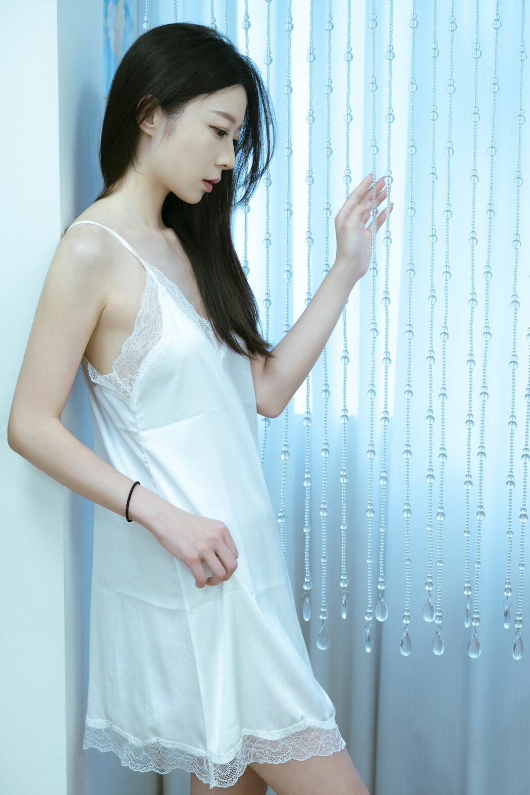 YiTuYu艺图语 Vol.9861 Xiao Kun (32P)