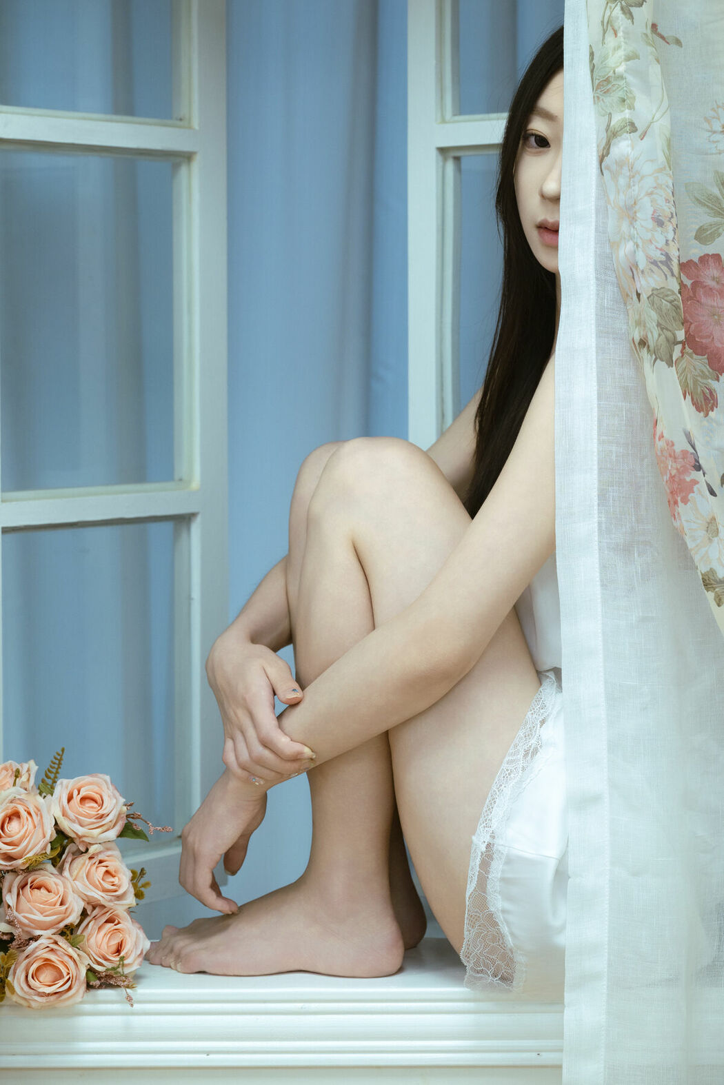 YiTuYu艺图语 Vol.9861 Xiao Kun (32P)