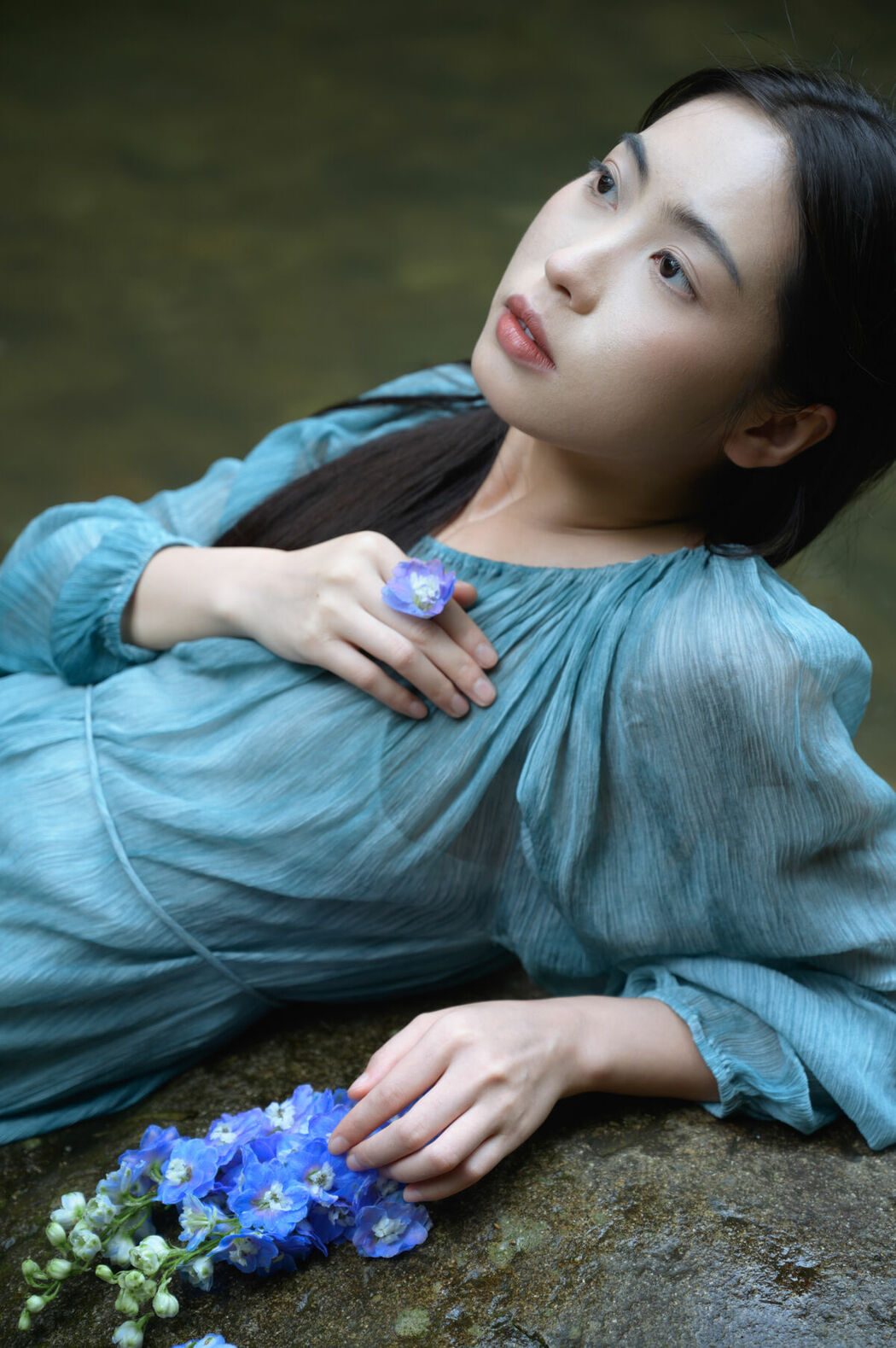 YiTuYu艺图语 Vol.9858 Ban Ge Yue Liang (20P)