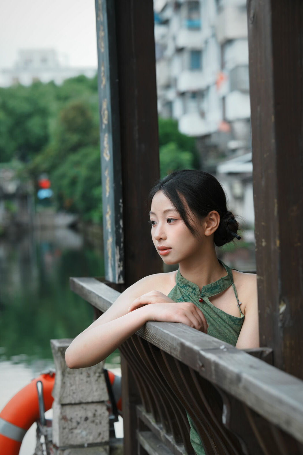 YiTuYu艺图语 Vol.9859 Xiao U (18P)
