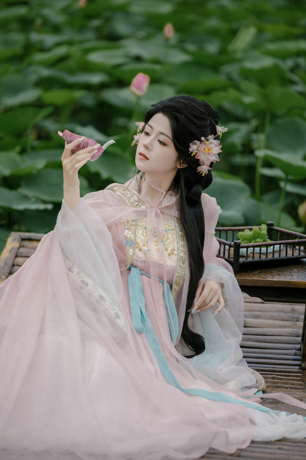 YiTuYu艺图语 Vol.9865 A Lin (26P)