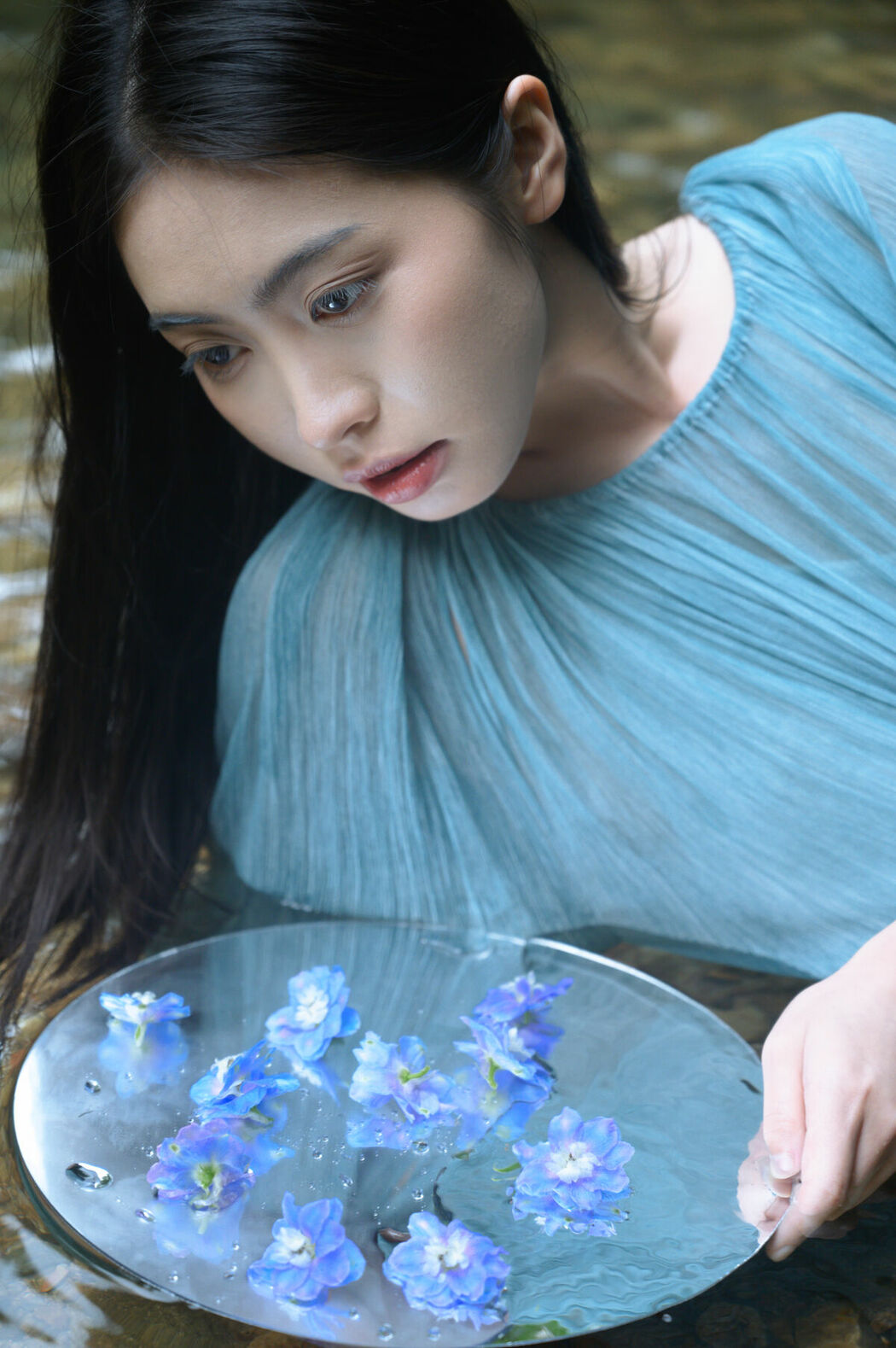 YiTuYu艺图语 Vol.9858 Ban Ge Yue Liang (20P)