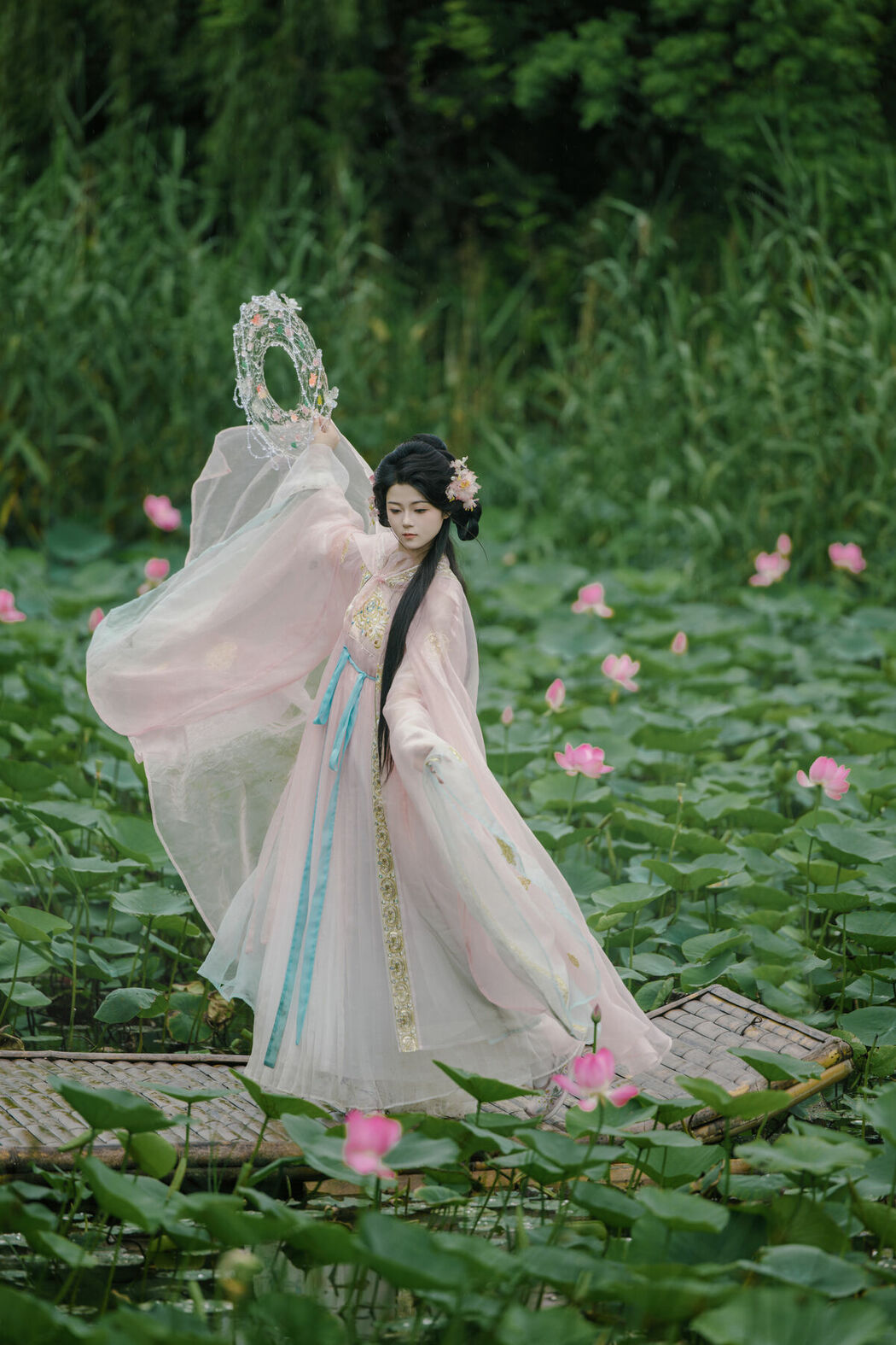 YiTuYu艺图语 Vol.9865 A Lin (26P)