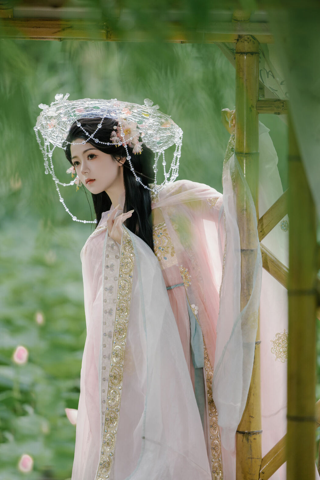 YiTuYu艺图语 Vol.9865 A Lin (26P)