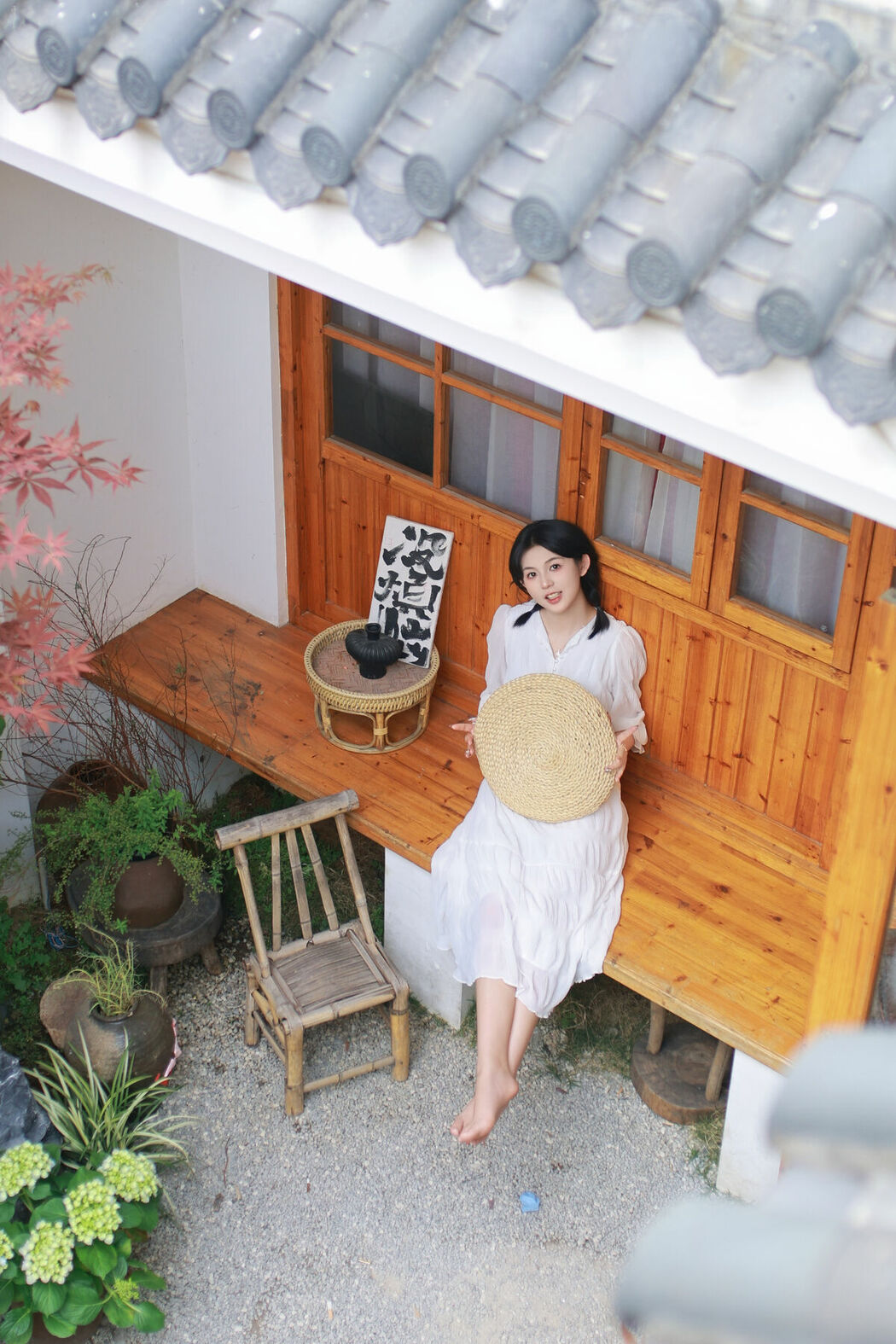 YiTuYu艺图语 Vol.9866 Jing Zi Zi (14P)