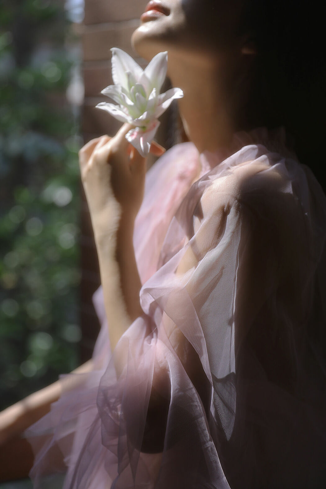 YiTuYu艺图语 Vol.9867 Liu Liu (19P)
