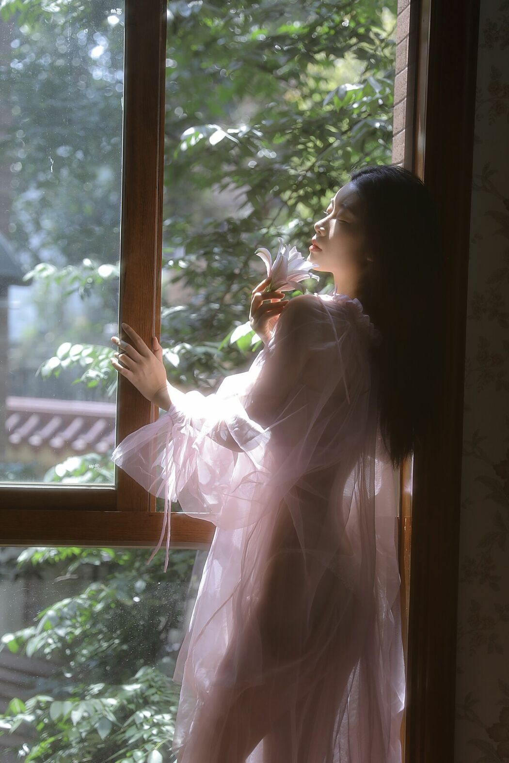 YiTuYu艺图语 Vol.9867 Liu Liu (19P)