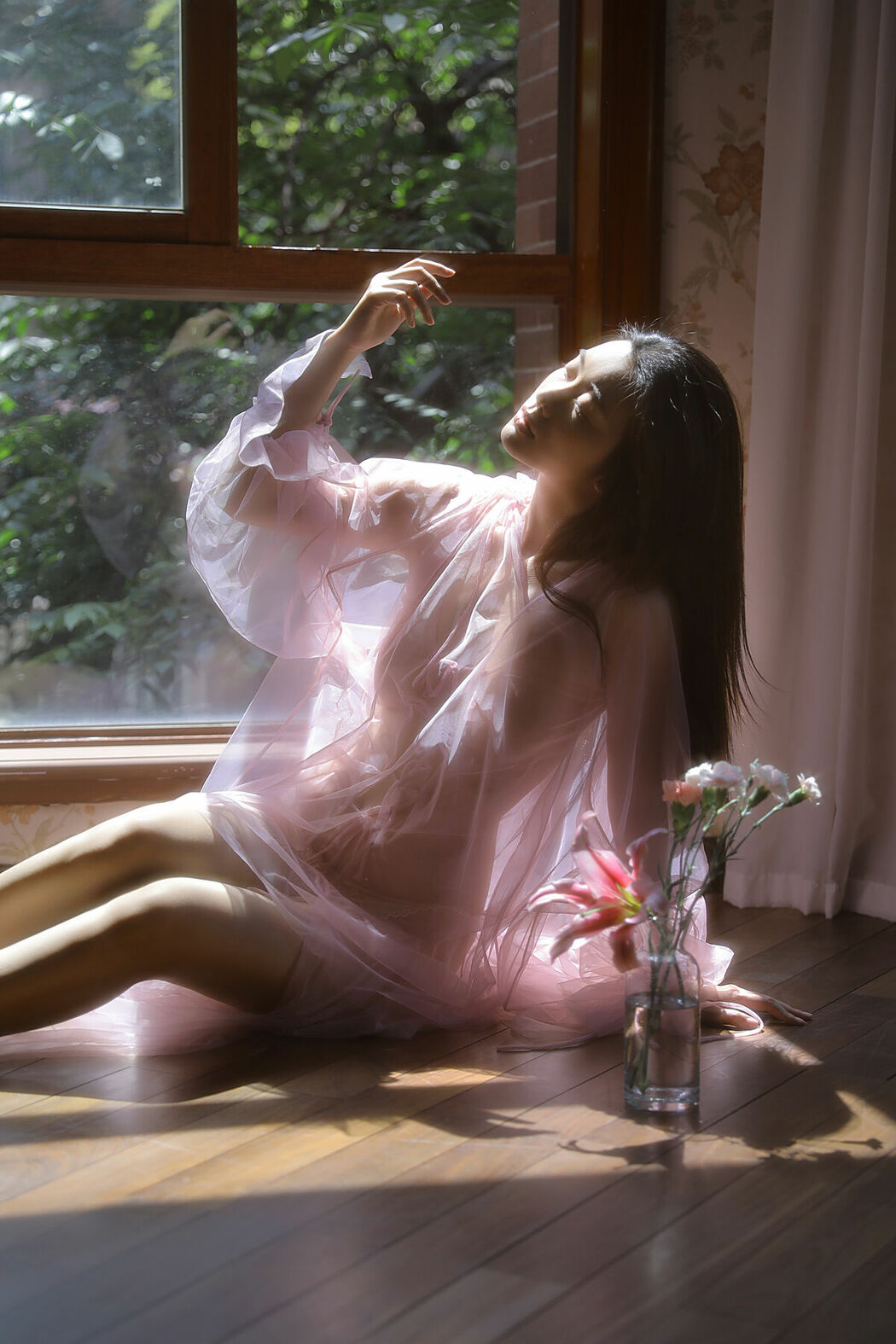 YiTuYu艺图语 Vol.9867 Liu Liu (19P)