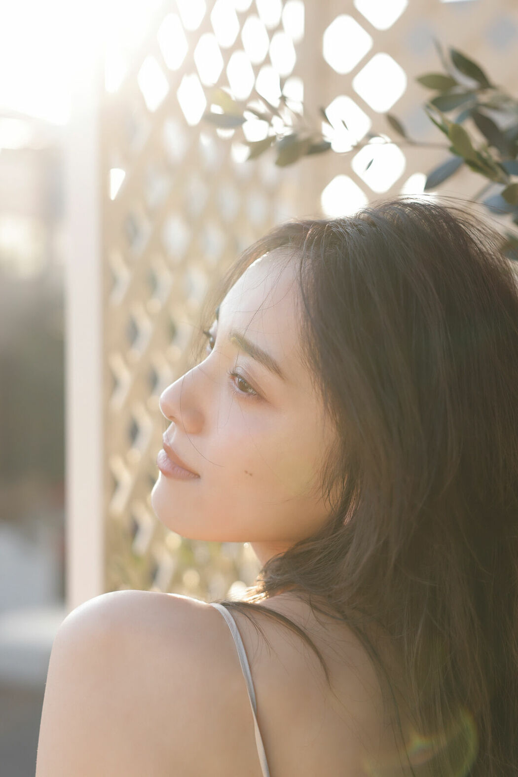 JP Tomaru Sayaka 都丸紗也華 – FRIDAYデジタル写真集​ 柔肌グラマラス 豪華100カット超完全版 (108P)