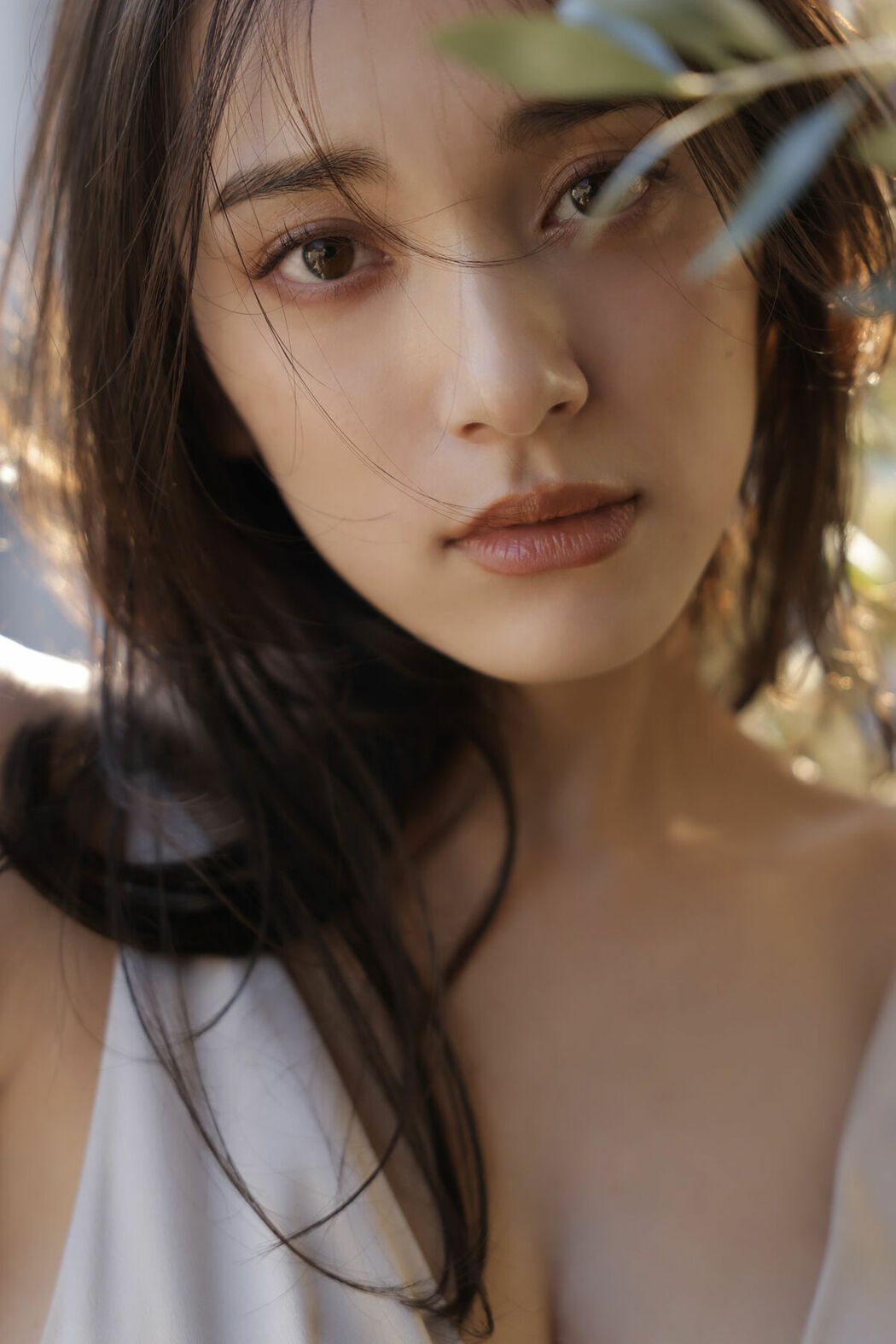 JP Tomaru Sayaka 都丸紗也華 – FRIDAYデジタル写真集​ 柔肌グラマラス 豪華100カット超完全版 (108P)