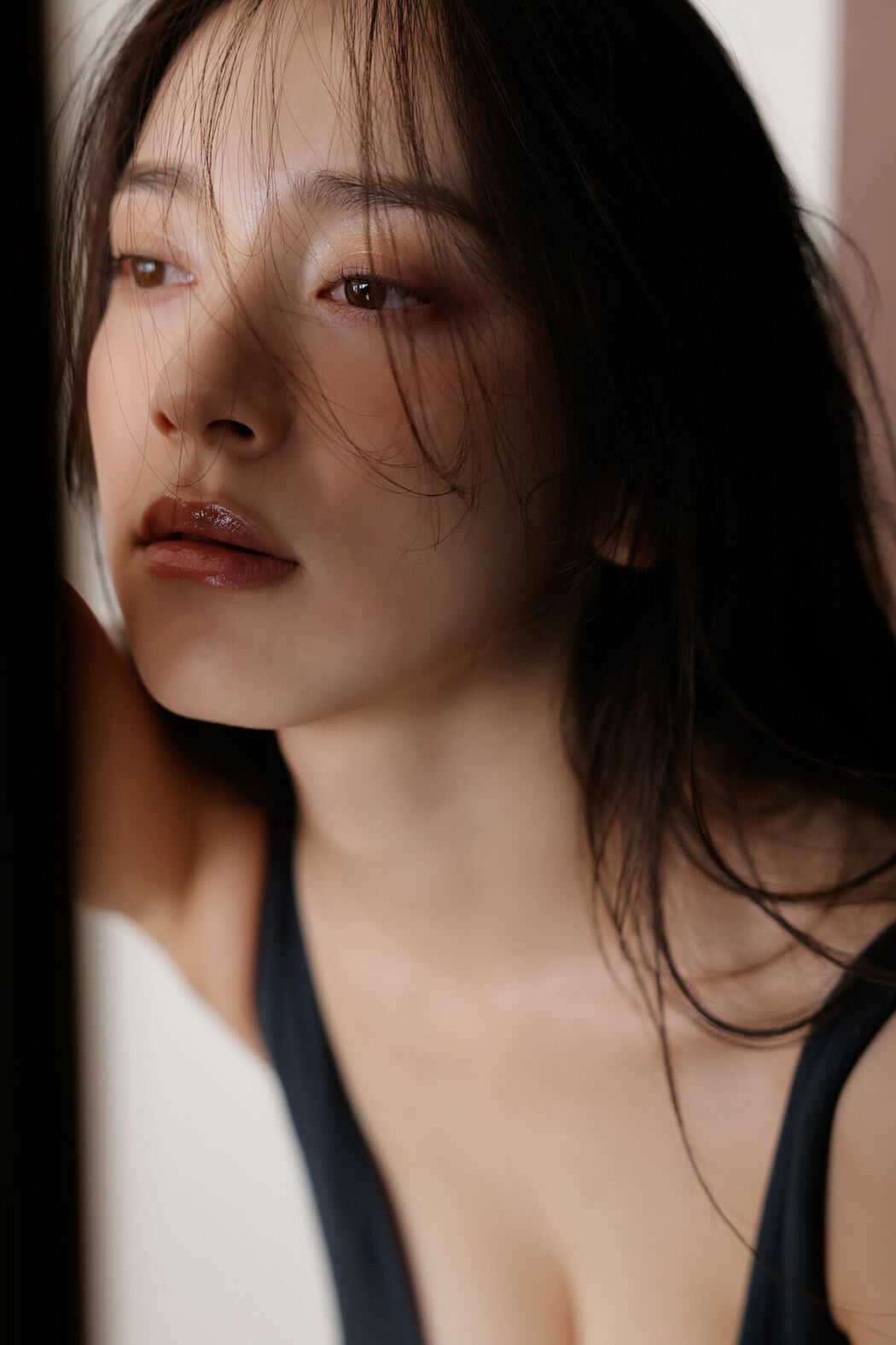 JP Tomaru Sayaka 都丸紗也華 – FRIDAYデジタル写真集​ 柔肌グラマラス 豪華100カット超完全版 (108P)