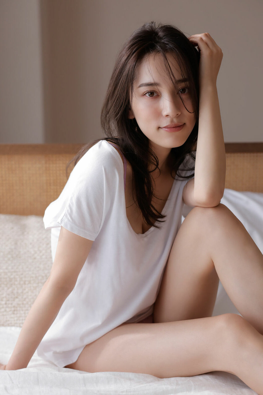 JP Tomaru Sayaka 都丸紗也華 – FRIDAYデジタル写真集​ 柔肌グラマラス 豪華100カット超完全版 (108P)