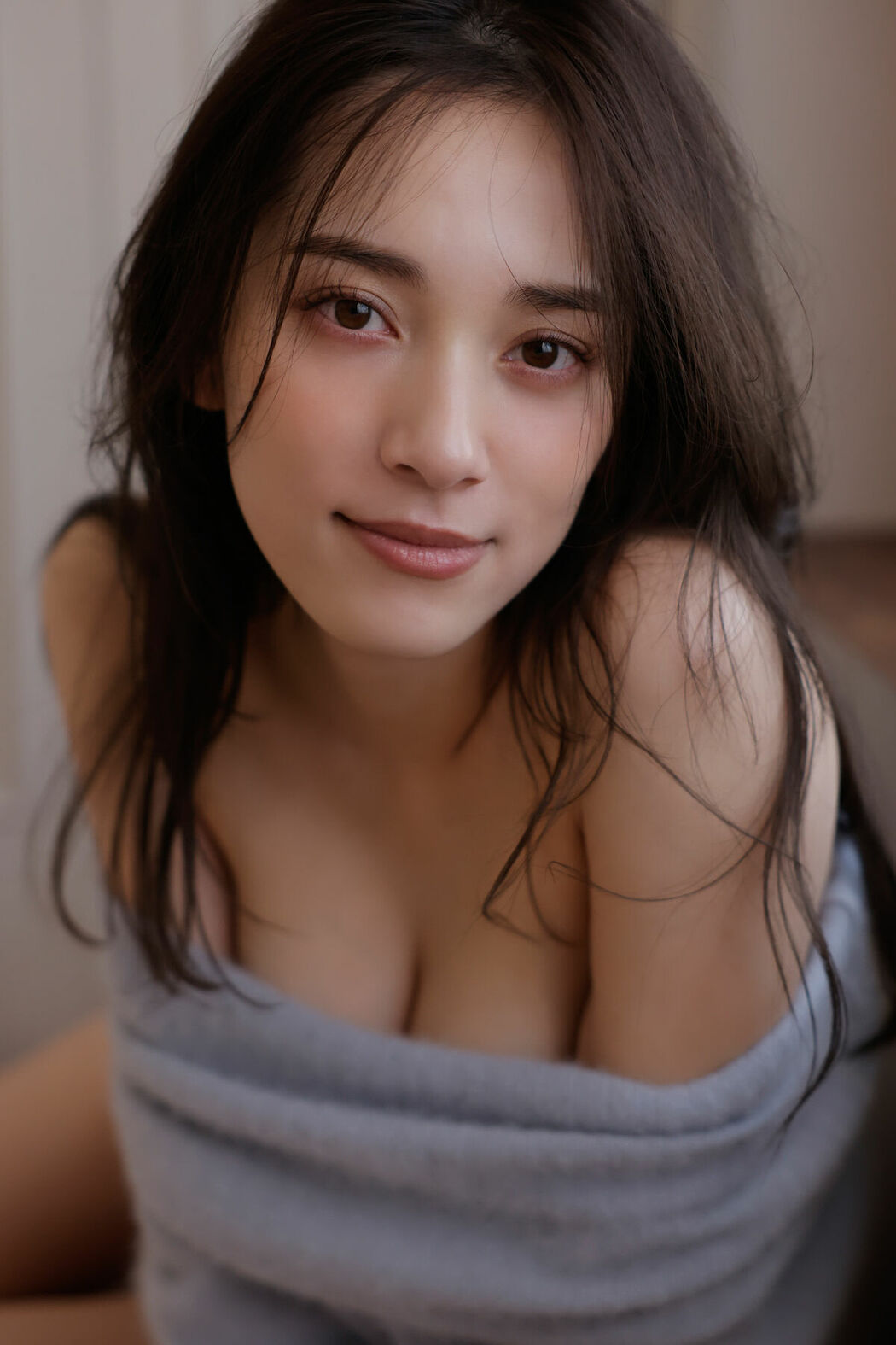 JP Tomaru Sayaka 都丸紗也華 – FRIDAYデジタル写真集​ 柔肌グラマラス 豪華100カット超完全版 (108P)