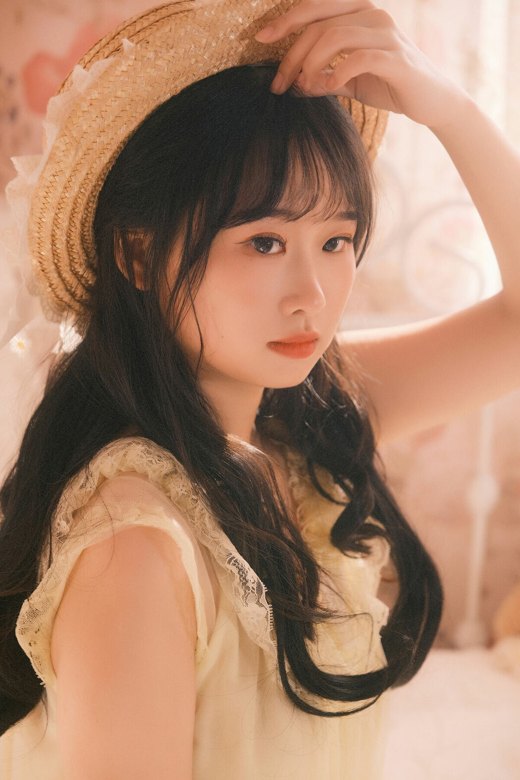 YiTuYu艺图语 Vol.9868 Xiao Wu (14P)