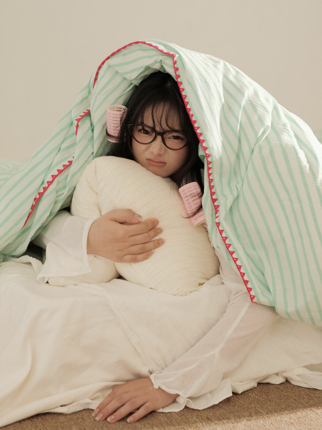 YiTuYu艺图语 Vol.9870 Zha Yang Yu (14P)