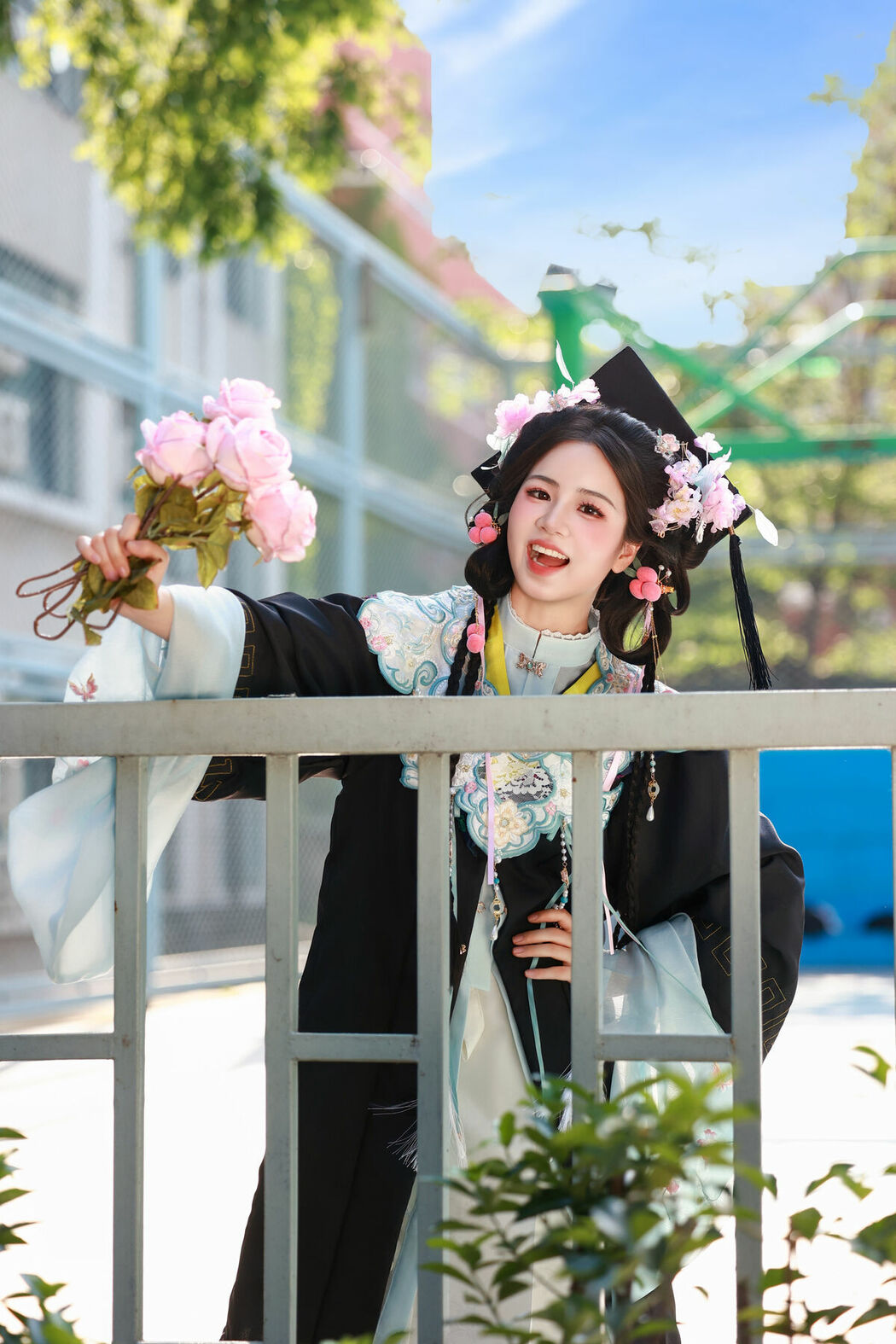 YiTuYu艺图语 Vol.9871 Xiao Du Tong Xue (17P)
