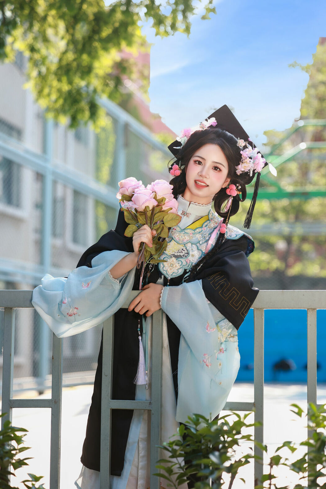 YiTuYu艺图语 Vol.9871 Xiao Du Tong Xue (17P)
