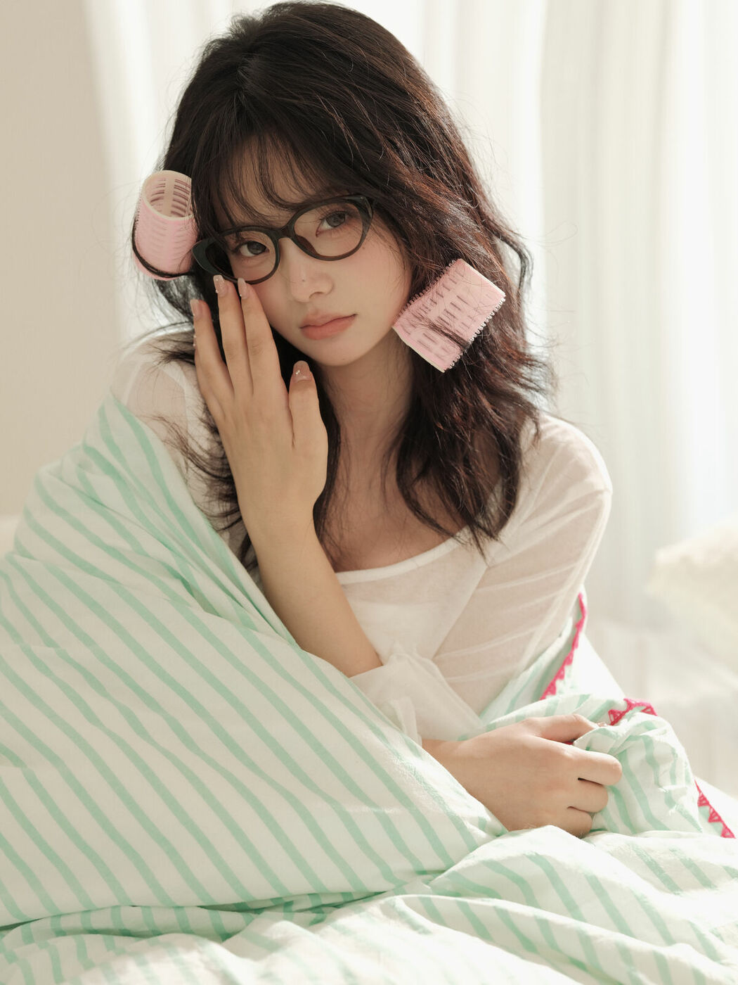 YiTuYu艺图语 Vol.9870 Zha Yang Yu (14P)