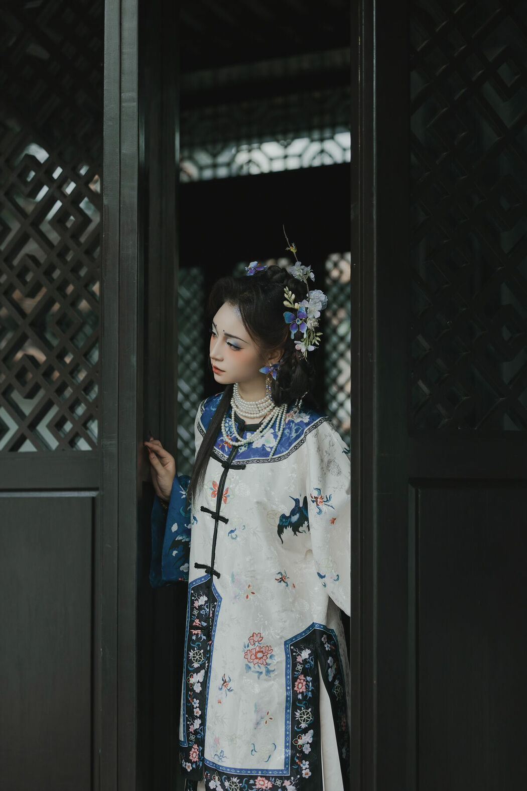 YiTuYu艺图语 Vol.9874 Lin Lang (43P)