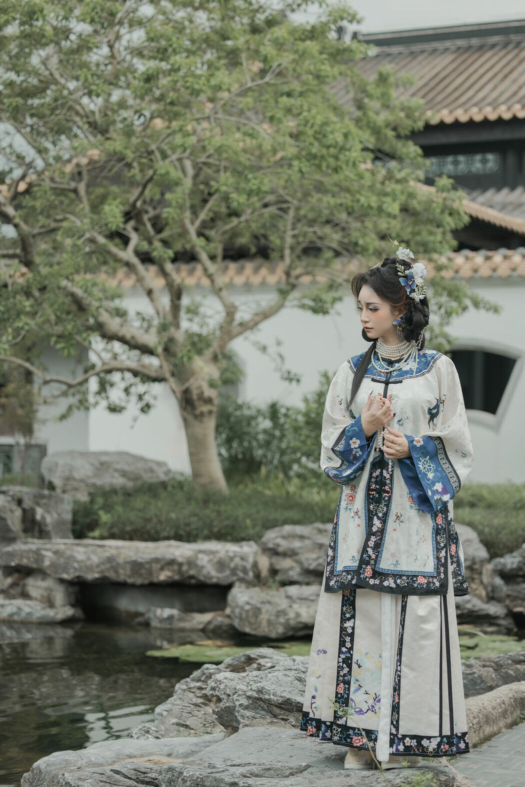 YiTuYu艺图语 Vol.9874 Lin Lang (43P)
