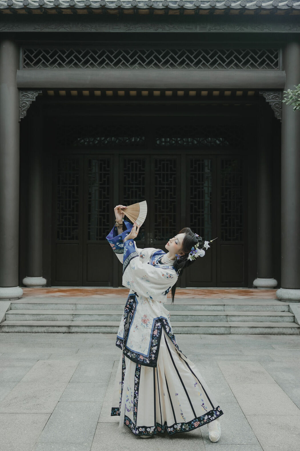YiTuYu艺图语 Vol.9874 Lin Lang (43P)