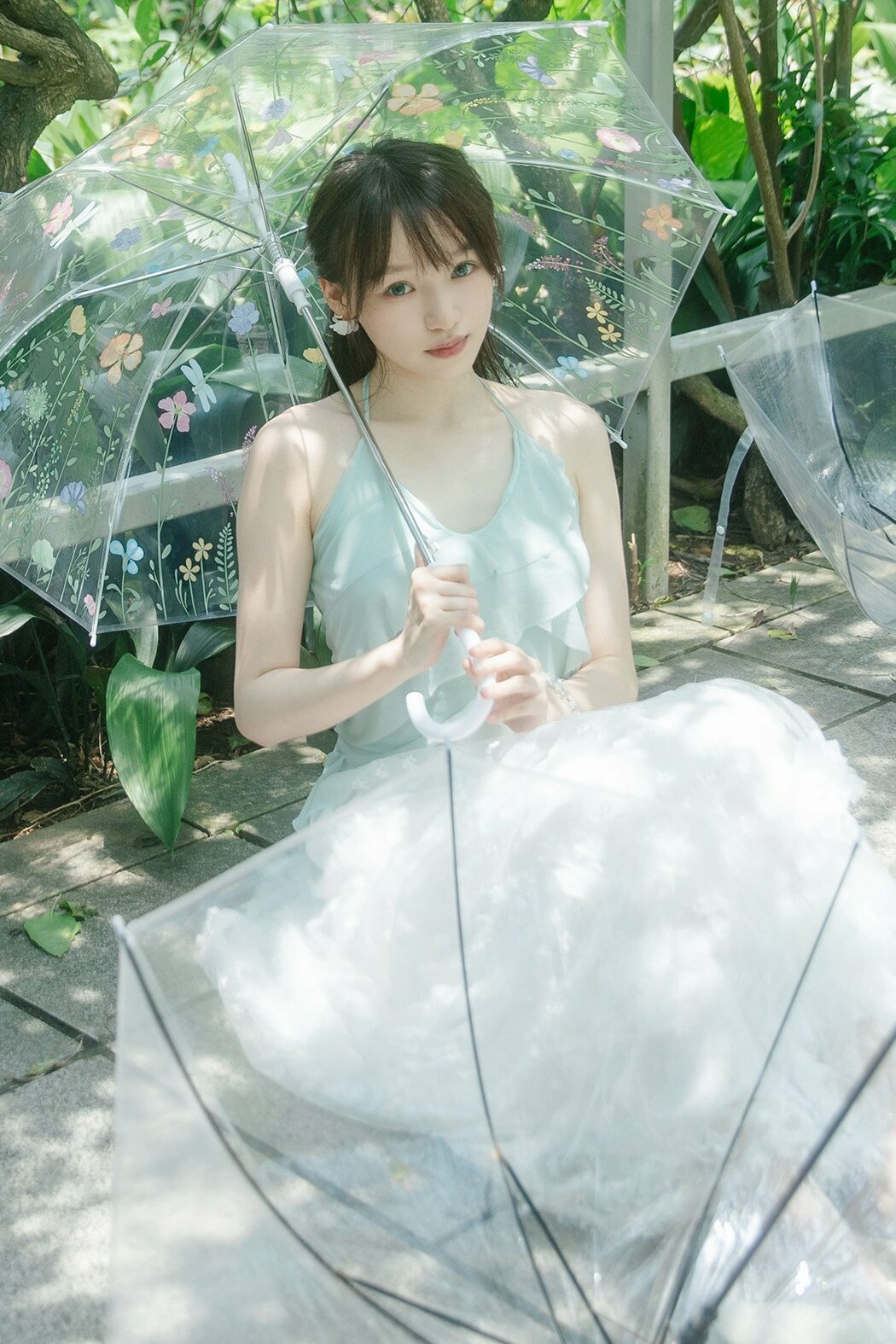 YiTuYu艺图语 Vol.9879 Xia Zhi Ya Cai (17P) Cover Photo