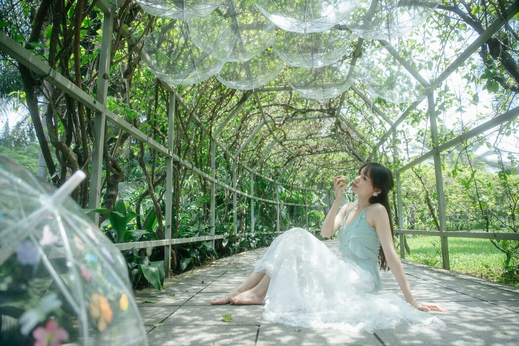 YiTuYu艺图语 Vol.9879 Xia Zhi Ya Cai (17P)