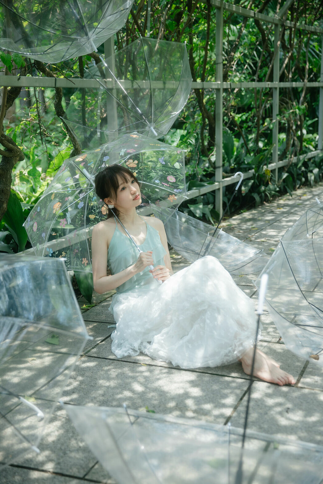 YiTuYu艺图语 Vol.9879 Xia Zhi Ya Cai (17P)
