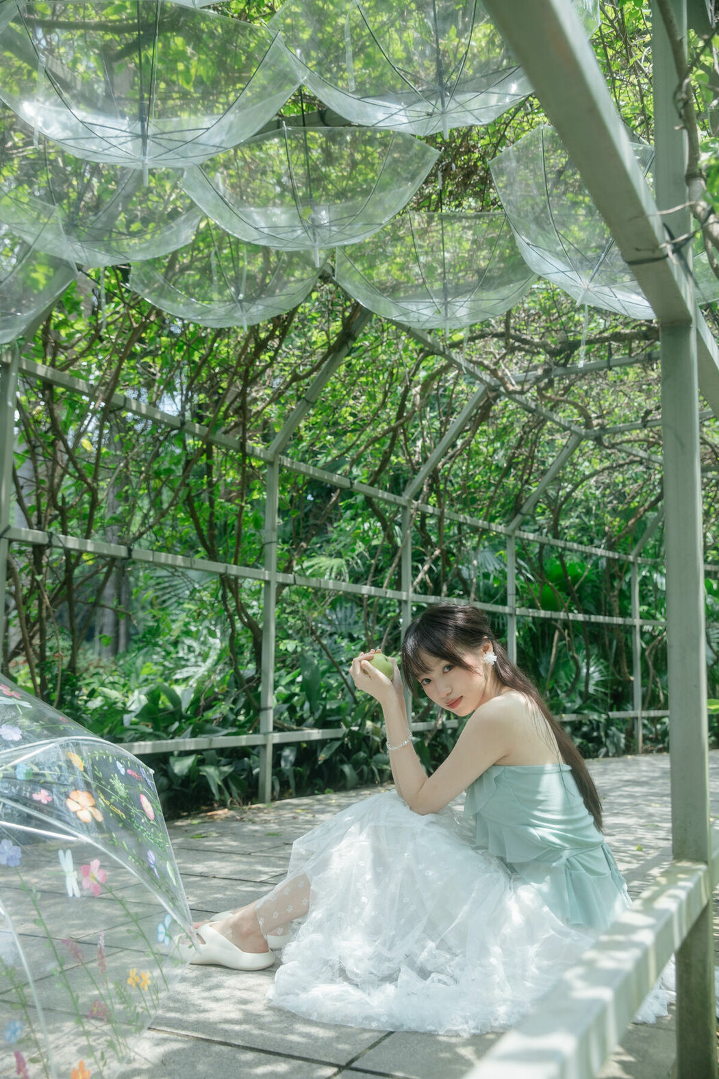 YiTuYu艺图语 Vol.9879 Xia Zhi Ya Cai (17P)