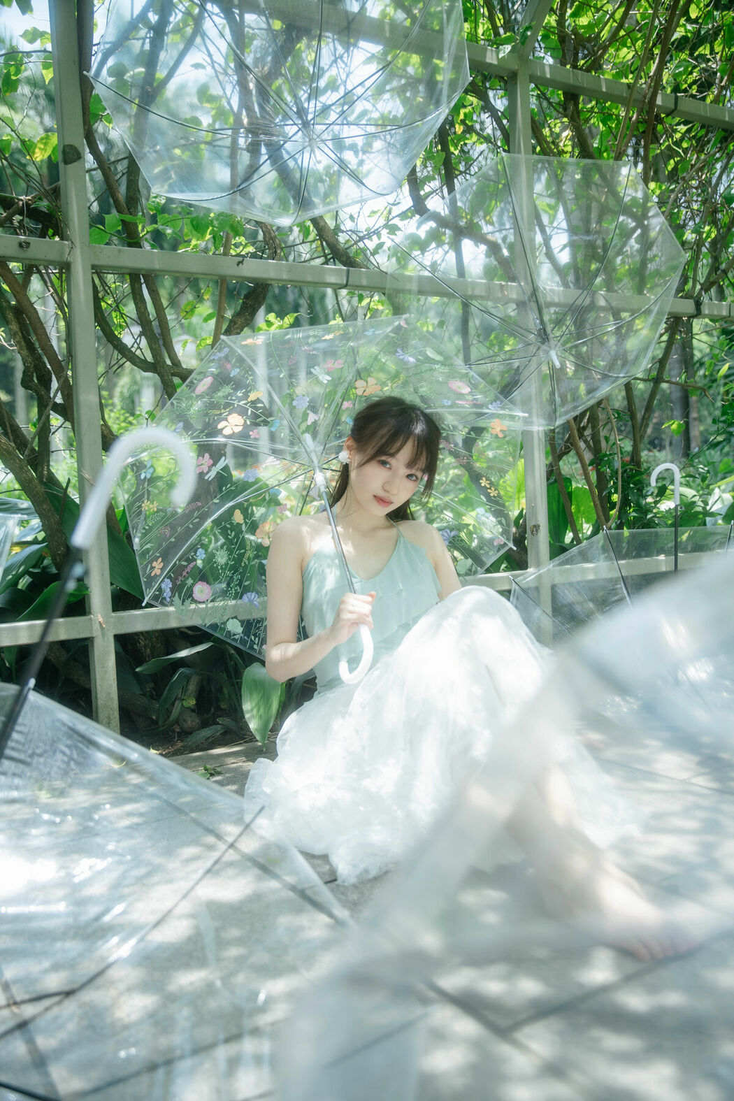 YiTuYu艺图语 Vol.9879 Xia Zhi Ya Cai (17P)
