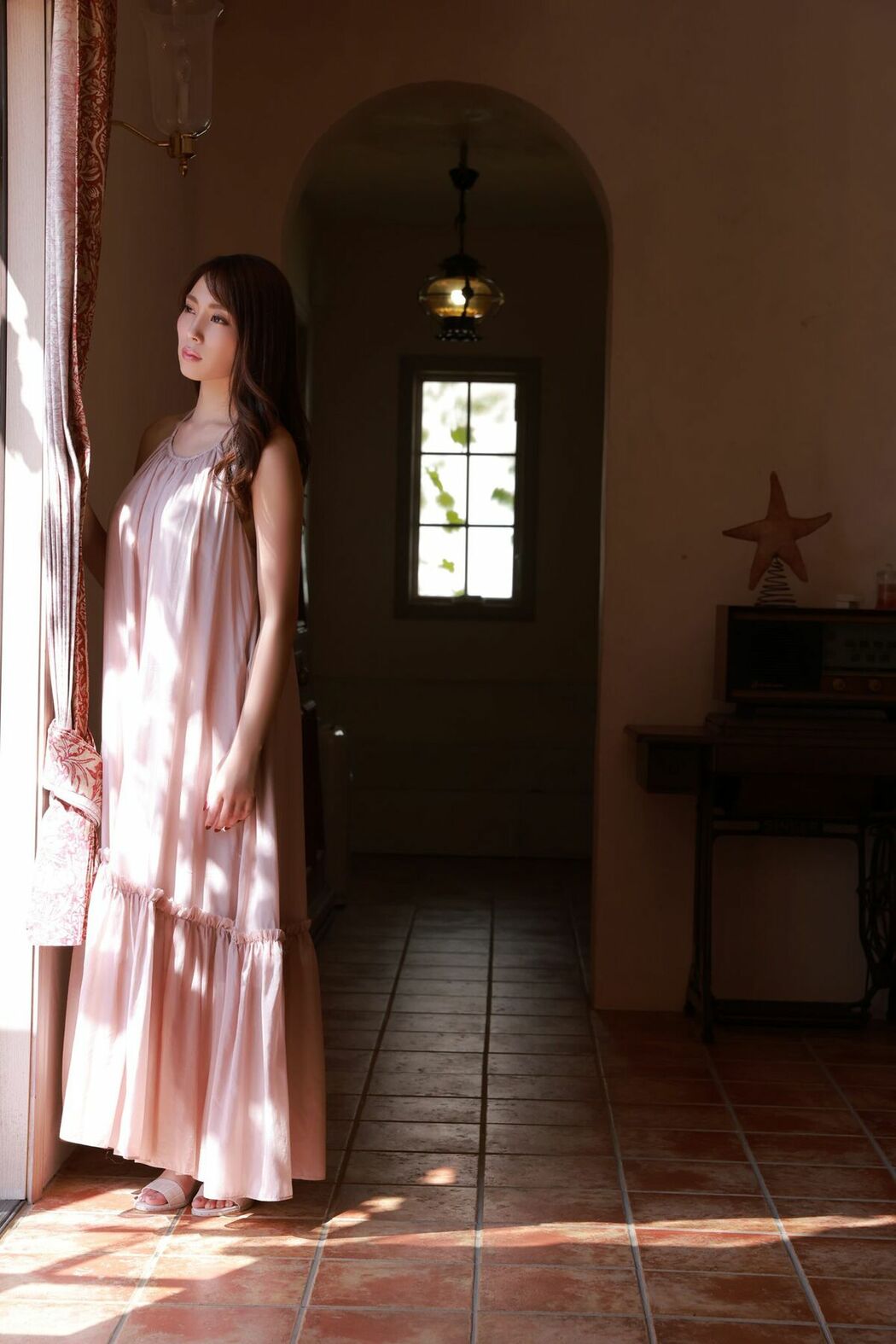 JP Morisaki Tomomi 森咲智美 – 欲求のゆくえSPAグラビアン魂デジタル写真集 SPABOOKS (51P)