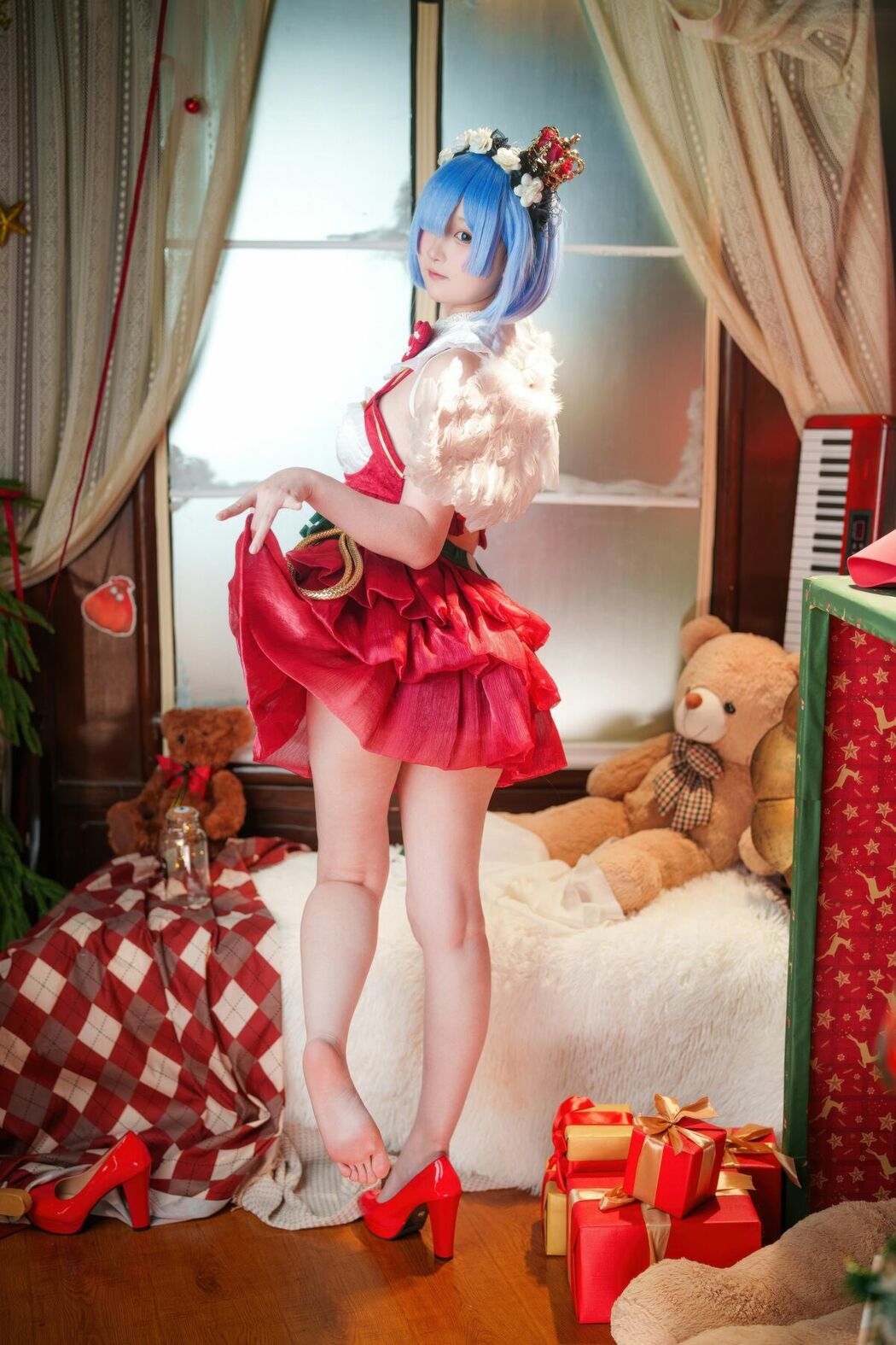 Coser@Seele麦麦 – 蕾姆 圣诞物语 (64P)
