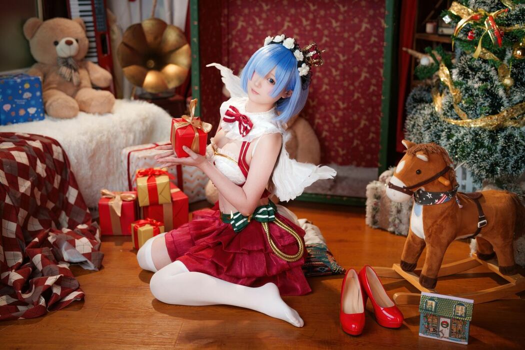 Coser@Seele麦麦 – 蕾姆 圣诞物语 (64P)