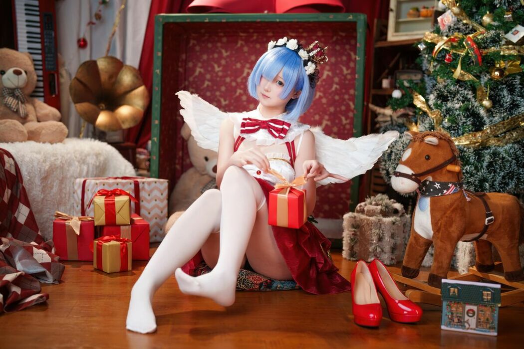 Coser@Seele麦麦 – 蕾姆 圣诞物语 (64P)